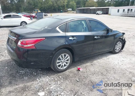 2013 Nissan Altima 2.5 S z USA, uszkodzony, nr VIN 1N4AL3AP2DC917573